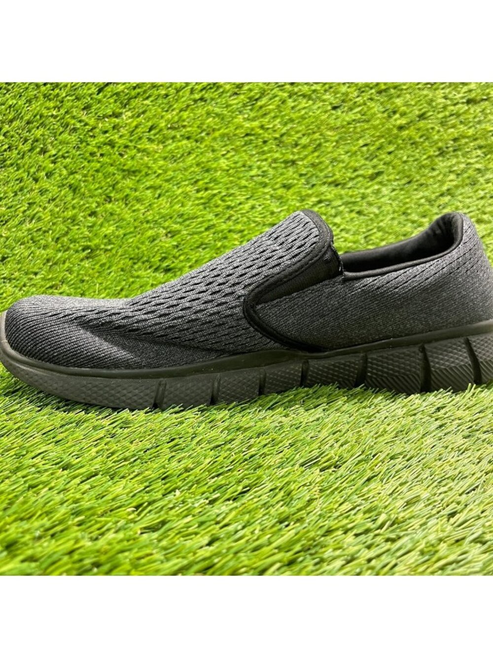 Skechers Bobs B Flex Mens Size 13 Black Athletic Walking Slip-On Shoes Sneakers